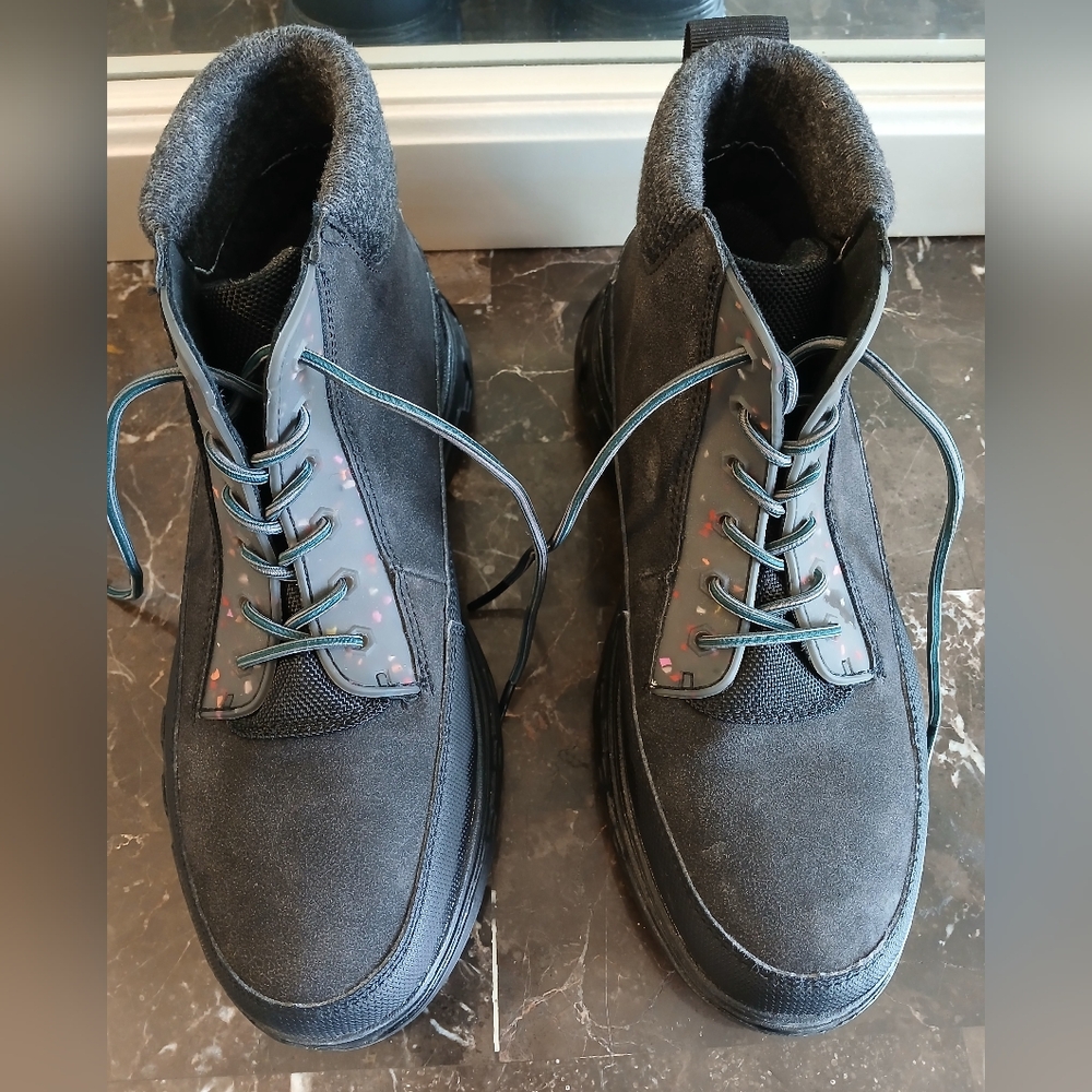 Hey Dude Black and Gray Men's Boots